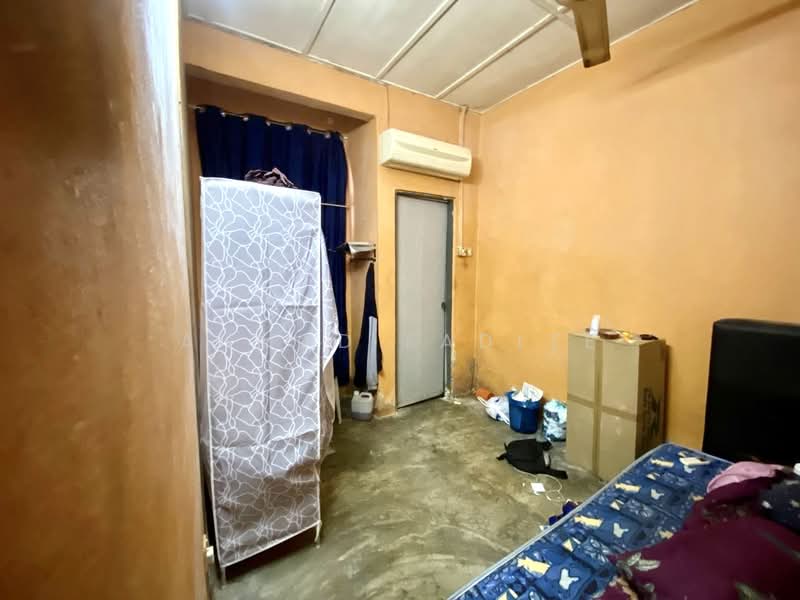 Rumah Teres 1-Tingkat untuk Dijual di Taman Langat Jaya (Bangi) - Ahmad Fadlee - PropertyGuru.com.my