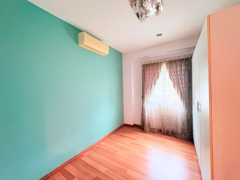 Apartment for Sale at Bayan Villa, Seri Kembangan - Yk Yong - Bedroom - PropertyGuru.com.my