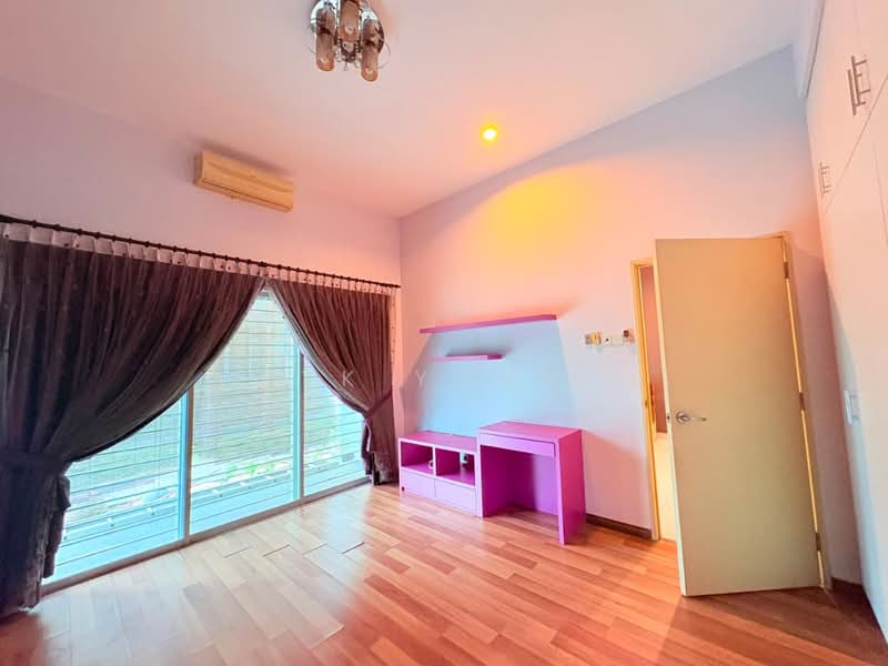 Apartment for Sale at Bayan Villa, Seri Kembangan - Yk Yong - Bedroom - PropertyGuru.com.my