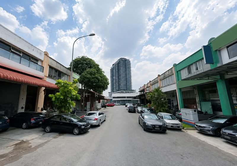Terrace Factory for Sale in TSI Business Industrial Park (Kepong) - Chris Tye - Exterior - PropertyGuru.com.my