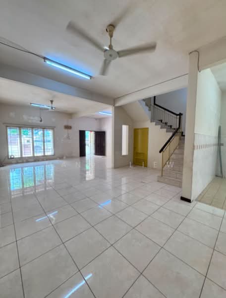 Semi-Detached House for Sale in Taman Usahawan (Kepong) - Mandy Liew - Living Room - PropertyGuru.com.my
