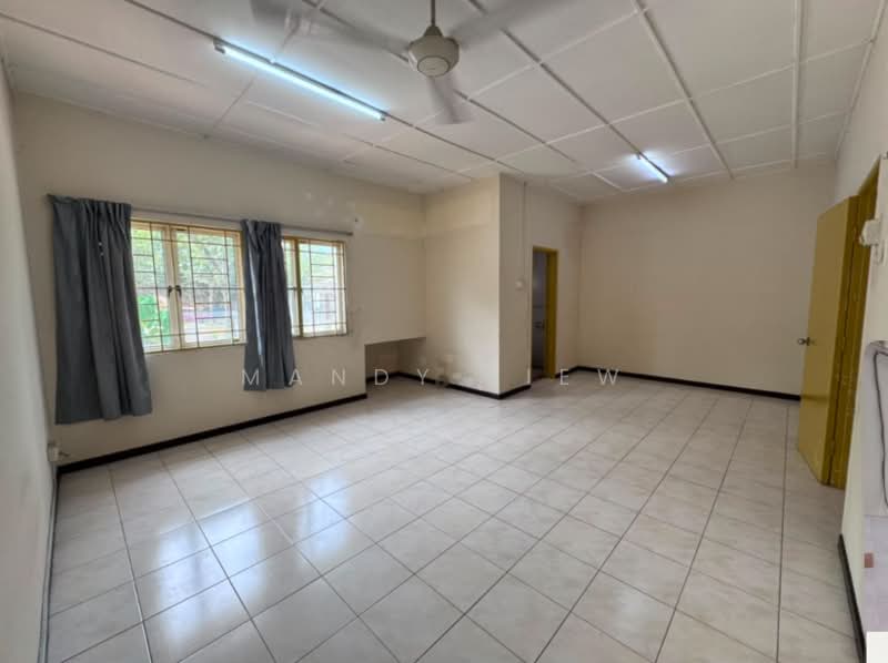 Semi-Detached House for Sale in Taman Usahawan (Kepong) - Mandy Liew - Living Room - PropertyGuru.com.my