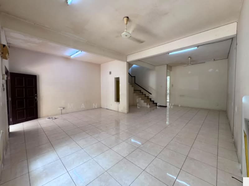 Semi-Detached House for Sale in Taman Usahawan (Kepong) - Mandy Liew - Living Room - PropertyGuru.com.my