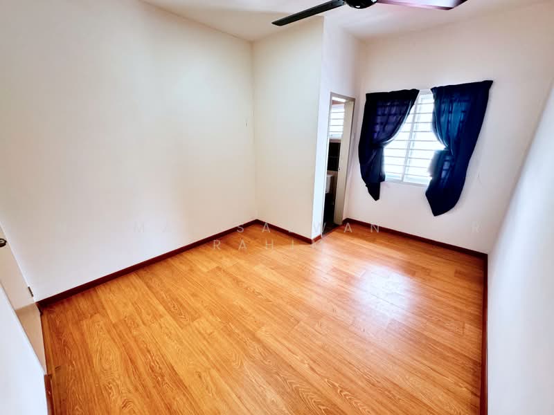 2-storey Terraced House for Sale in Semenyih (Selangor) - Herman Sazwan Nor Rahim - Bedroom - PropertyGuru.com.my