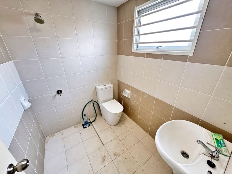 2-storey Terraced House for Sale in Semenyih (Selangor) - Herman Sazwan Nor Rahim - Bathroom - PropertyGuru.com.my