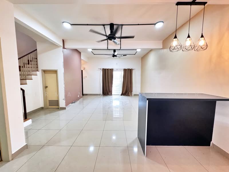 2-storey Terraced House for Sale in Semenyih (Selangor) - Herman Sazwan Nor Rahim - Living Room - PropertyGuru.com.my