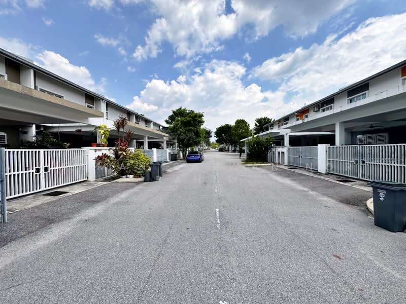 2-storey Terraced House for Sale in Semenyih (Selangor) - Herman Sazwan Nor Rahim - Exterior - PropertyGuru.com.my