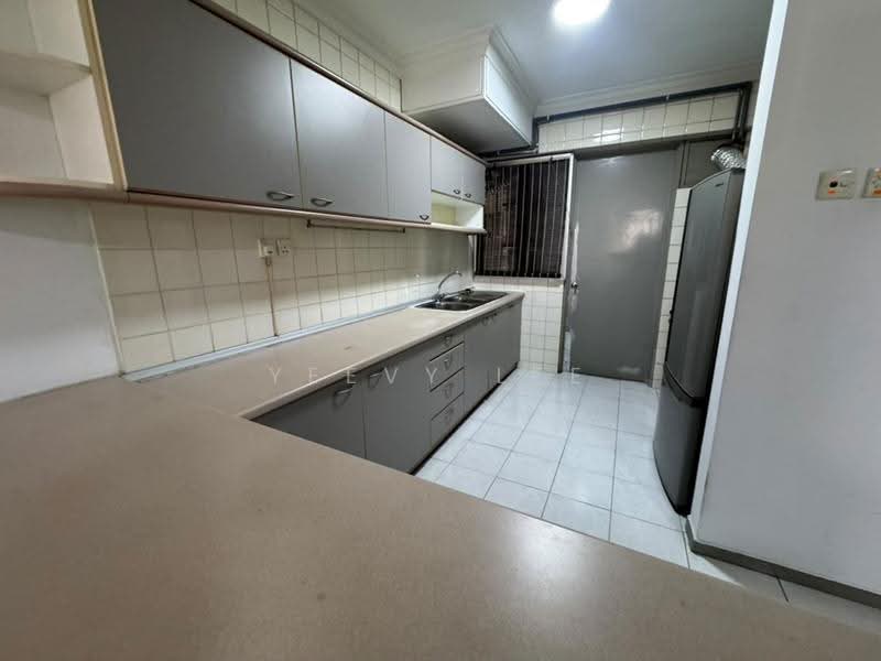 Kondominium untuk Disewa di Mont Kiara Pines - Yeevy Lee - Kitchen - PropertyGuru.com.my