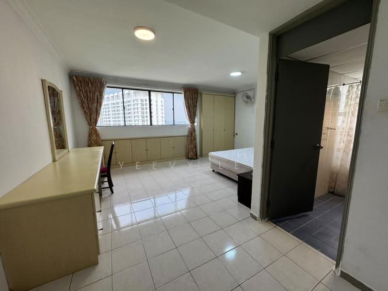 Kondominium untuk Disewa di Mont Kiara Pines - Yeevy Lee - Bedroom - PropertyGuru.com.my