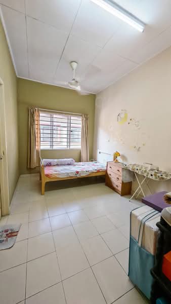 Rumah Teres 2-Tingkat untuk Dijual di Bandar Bukit Raja (Klang) - Ken Ong - Bedroom - PropertyGuru.com.my