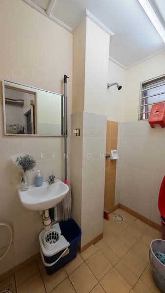Rumah Teres 2-Tingkat untuk Dijual di Bandar Bukit Raja (Klang) - Ken Ong - Bathroom - PropertyGuru.com.my
