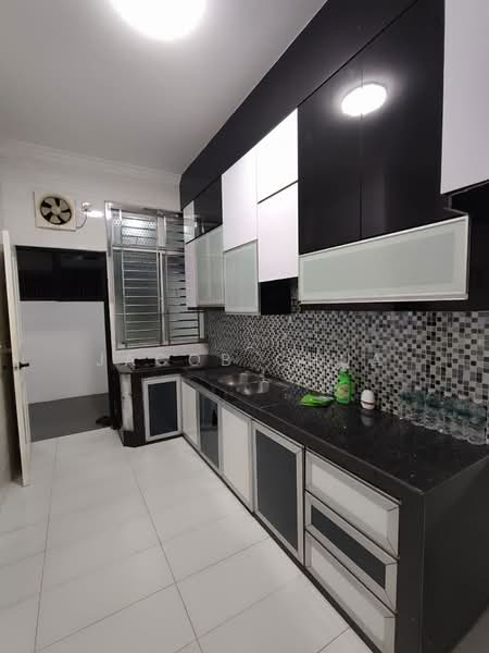 2-storey Terraced House for Sale in Taman Seri Orkid (Skudai) - Jacob Chua - Kitchen - PropertyGuru.com.my