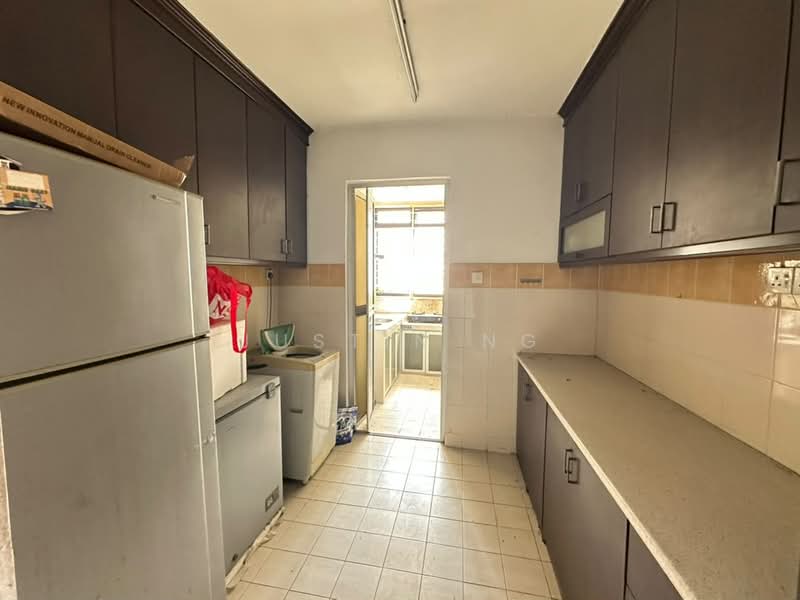 Apartment for Sale at Anjung Hijau (Greenfields) - Justin Ng - Kitchen - PropertyGuru.com.my