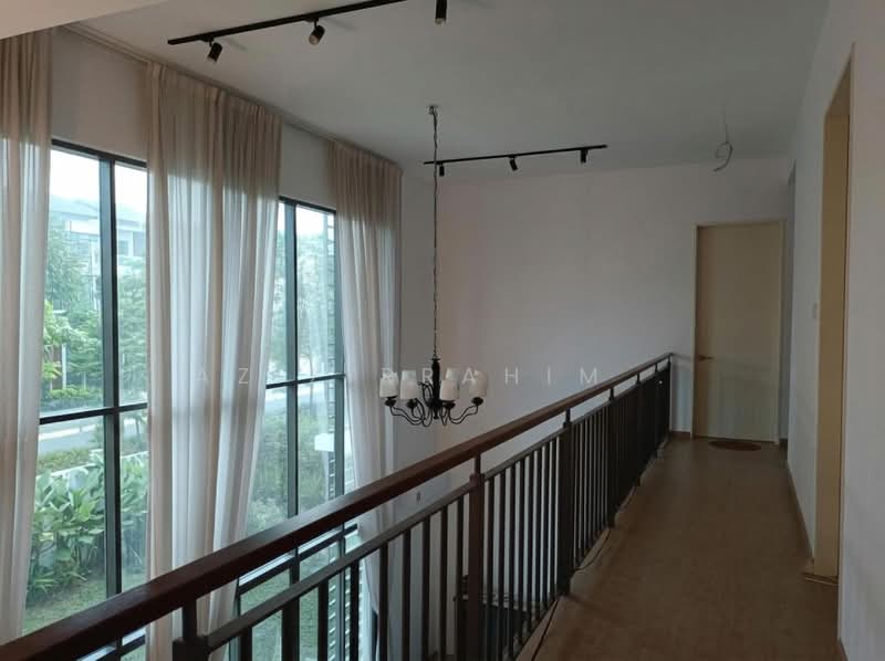 Kondominium untuk Disewa di Lake Point Residence - Azizirrahim . - Corridor - PropertyGuru.com.my