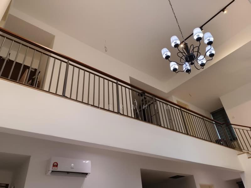 Kondominium untuk Disewa di Lake Point Residence - Azizirrahim . - Interior - PropertyGuru.com.my
