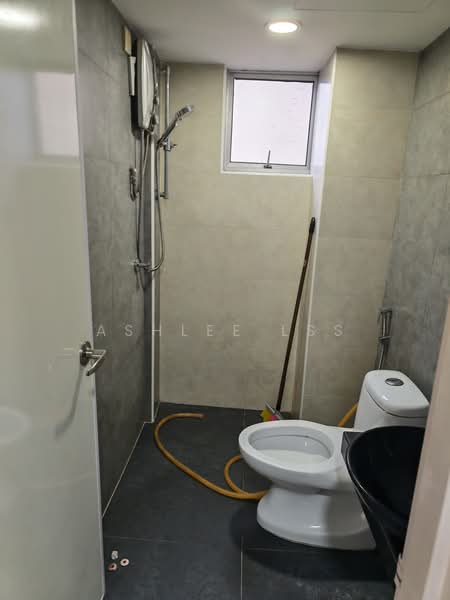 Pangsapuri untuk Dijual di Vantage Point (Menang Ria) - Ashlee LSS - Bathroom - PropertyGuru.com.my
