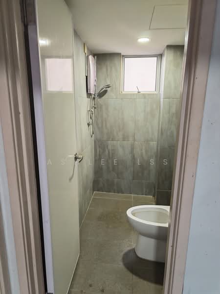 Pangsapuri untuk Dijual di Vantage Point (Menang Ria) - Ashlee LSS - Bathroom - PropertyGuru.com.my