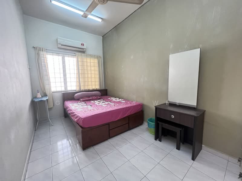2-storey Terraced House for Sale in Taman Saujana Indah (Bukit Katil) - Geoffery Wee - Bedroom - PropertyGuru.com.my