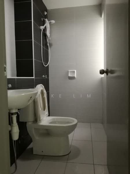 Kondominium untuk Dijual di Springville Residence - Jake Lim - Bathroom - PropertyGuru.com.my