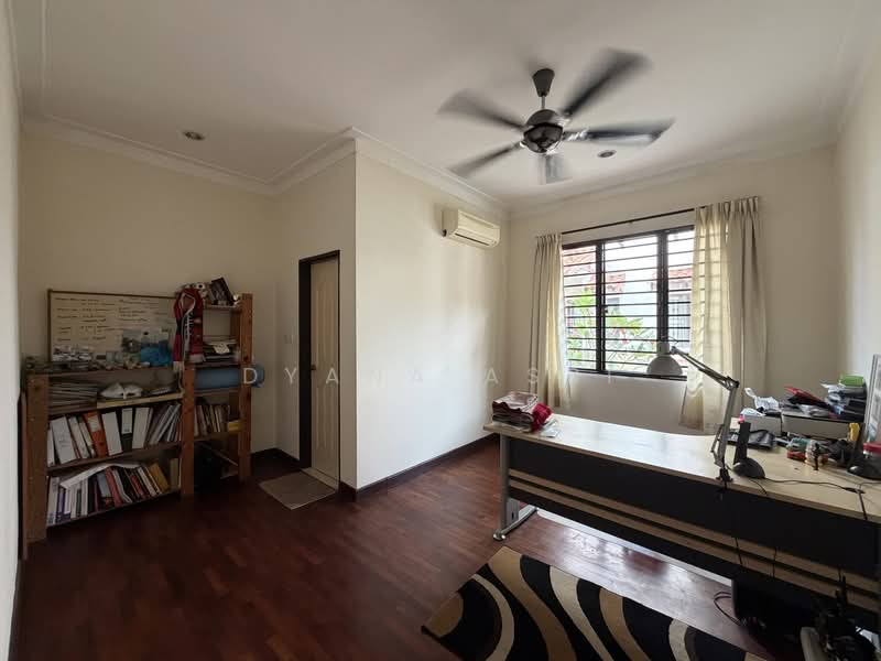 2-storey Terraced House for Sale in Bukit Jelutong (Shah Alam) - Dyana Asri - Study - PropertyGuru.com.my