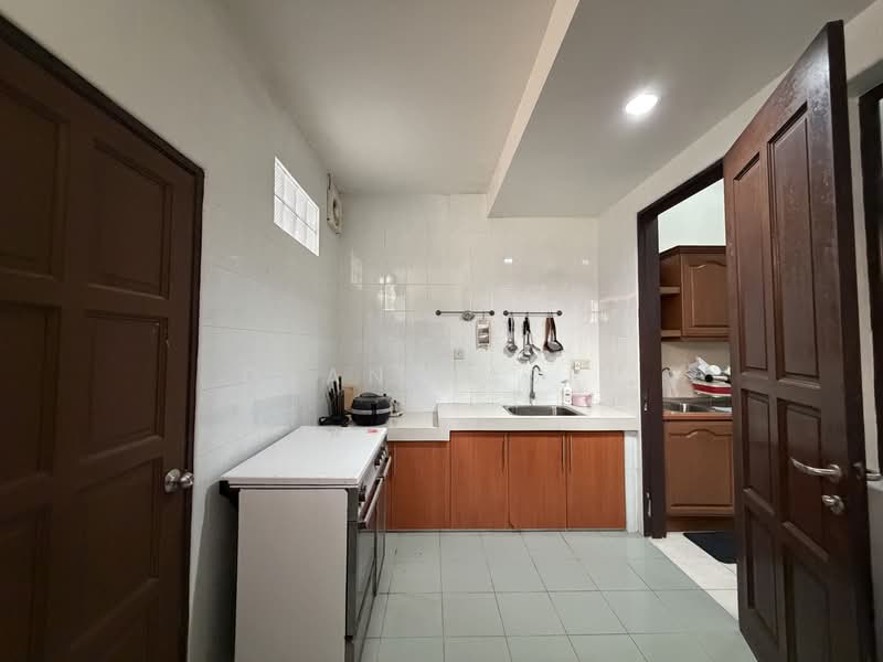 2-storey Terraced House for Sale in Bukit Jelutong (Shah Alam) - Dyana Asri - Kitchen - PropertyGuru.com.my