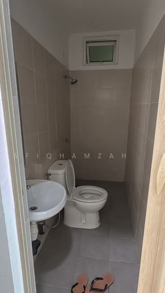 Condominium for Rent at Starhill Hotel Residence - AfiqHamzah . - Bathroom - PropertyGuru.com.my