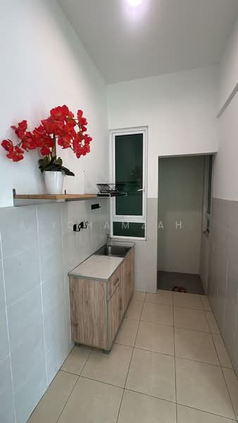 Condominium for Rent at Starhill Hotel Residence - AfiqHamzah . - Kitchen - PropertyGuru.com.my