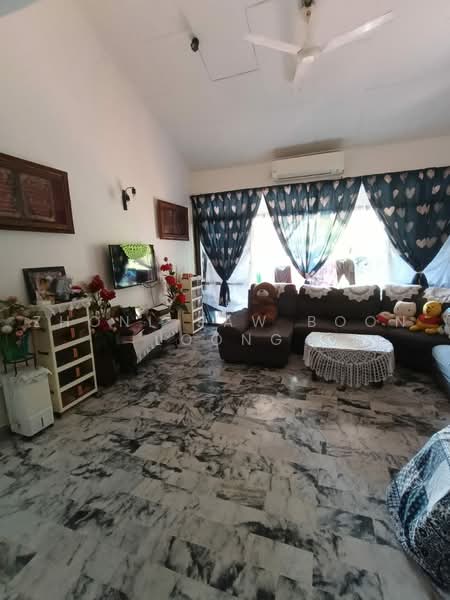 Semi-Detached House for Sale in Taman Sungai Ara (Sungai Ara) - Zhonl Saw Boon Loong - Living Room - PropertyGuru.com.my