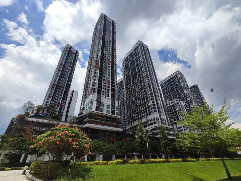 Service Residence for Sale at i-SOHO @ i-City - Rashidah Juremi - Exterior - PropertyGuru.com.my