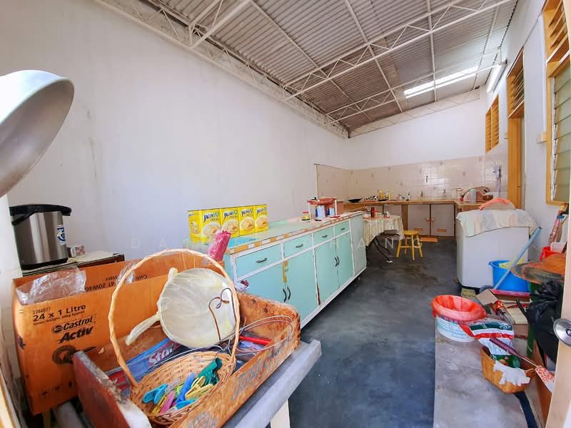 Rumah Berkembar untuk Dijual di Tanjung Tokong (Penang) - Daniel Phang - Kitchen - PropertyGuru.com.my
