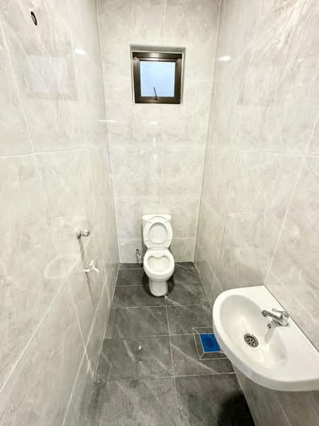 Rumah Teres 2-Tingkat untuk Dijual di Taman Skudai Baru (Skudai) - Daniel Yong - Bathroom - PropertyGuru.com.my