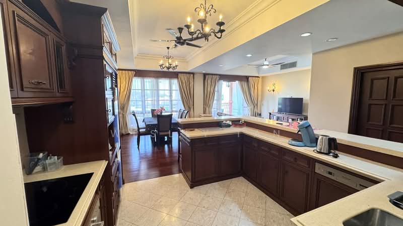 Service Residence for Sale at Casa Del Rio - Wesley Tan - Kitchen - PropertyGuru.com.my