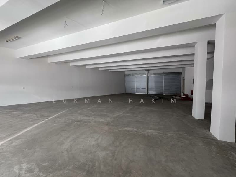 Shop for Rent in Alam Damai (Cheras) - Lukman Hakim - Interior - PropertyGuru.com.my