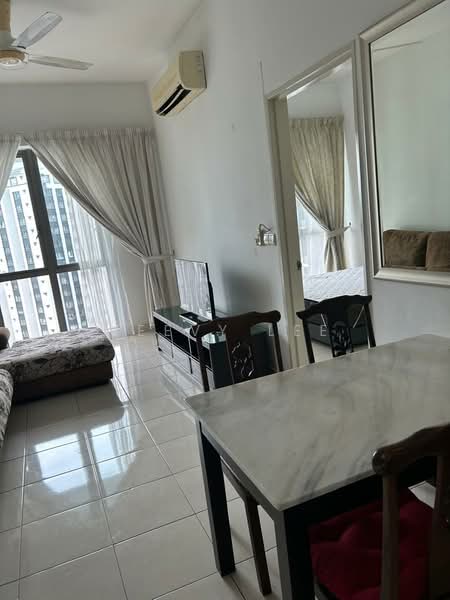 Servis Apartment untuk Disewa di Tropicana City Tropics - Yeevy Lee - Living Room - PropertyGuru.com.my