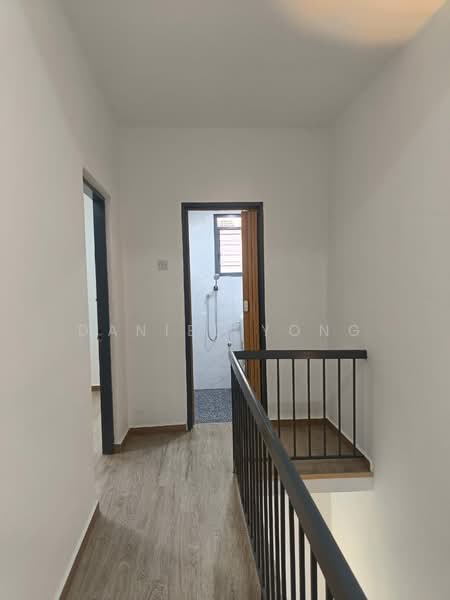 Townhouse for Sale in Taman Pengkalan Barat (Ipoh) - Daniel Yong - Corridor - PropertyGuru.com.my