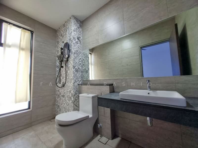 Terraced House for Sale in Elmina (Shah Alam) - Fahana Rashid - Bathroom - PropertyGuru.com.my