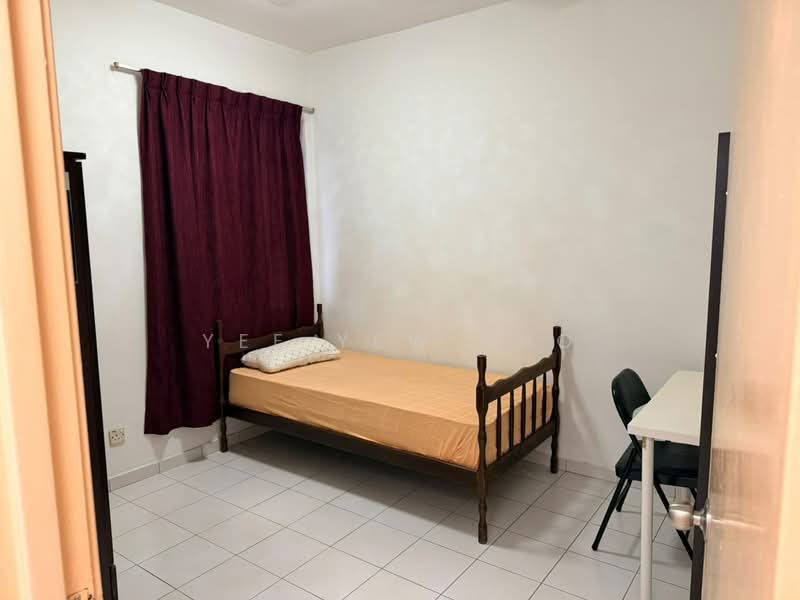 Condominium for Rent at Vista Komanwel C - Yee Yew Kho - Bedroom - PropertyGuru.com.my