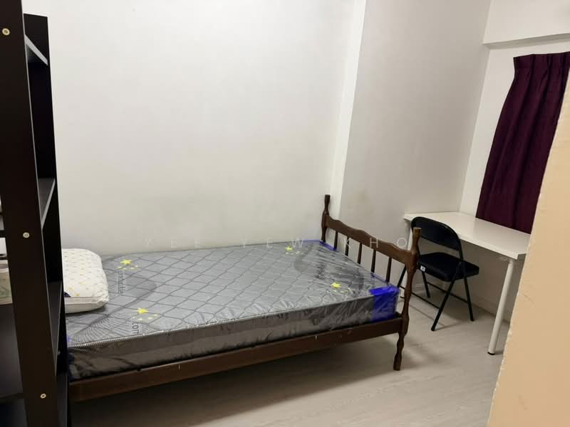 Condominium for Rent at Vista Komanwel C - Yee Yew Kho - Bedroom - PropertyGuru.com.my