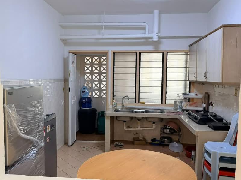 Condominium for Rent at Vista Komanwel C - Yee Yew Kho - Kitchen - PropertyGuru.com.my