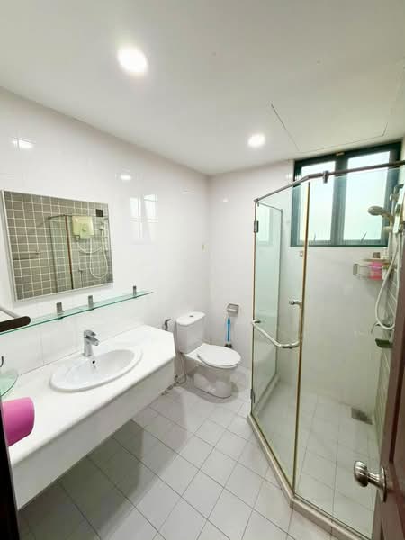 Condominium for Rent at Nadia Parkfront - Rex Tan - Bathroom - PropertyGuru.com.my