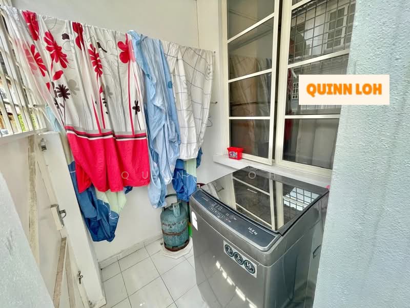 Rumah Teres 2 Tingkat untuk Dijual di Taman Saujana Permai (Bukit Mertajam) - Quinn Loh - Balcony - PropertyGuru.com.my