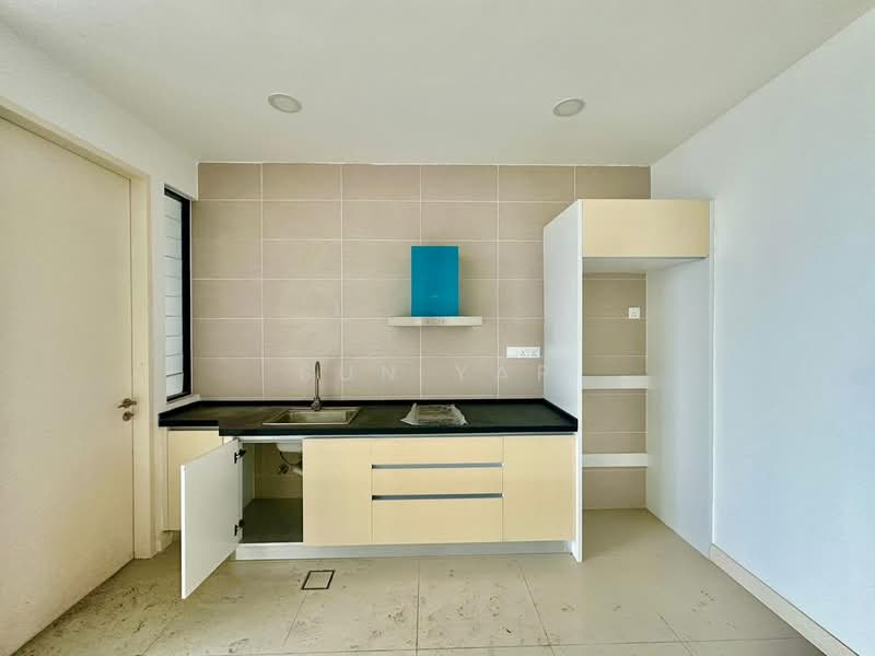 Service Residence for Rent at D'Pristine - Sun Yap - Kitchen - PropertyGuru.com.my