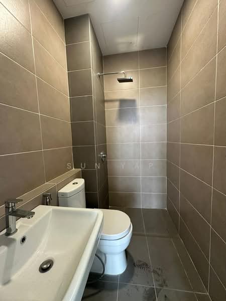 Service Residence for Rent at D'Pristine - Sun Yap - Bathroom - PropertyGuru.com.my