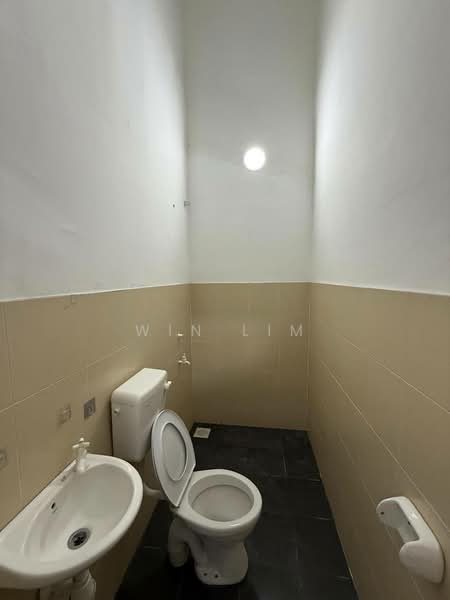 2-storey Terraced House for Sale in Taman Scientex Pasir Gudang (Pasir Gudang) - Win Lim - Bathroom - PropertyGuru.com.my