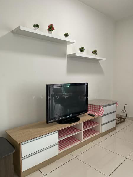 Servis Apartment untuk Disewa di Glomac Damansara - Yeevy Lee - Living Room - PropertyGuru.com.my