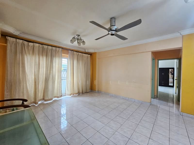 Kondominium untuk Dijual di Casa Villa Condominium - Jovie Lee - Living Room - PropertyGuru.com.my