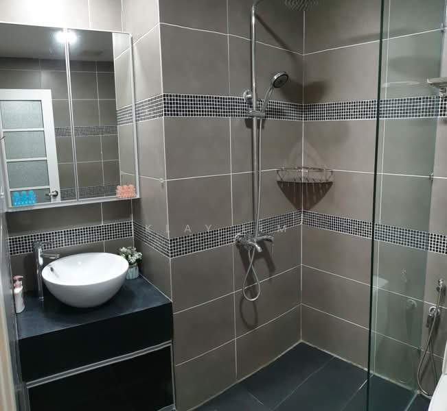 Servis Apartment untuk Disewa di D'Latour - Klay Lim - Bathroom - PropertyGuru.com.my
