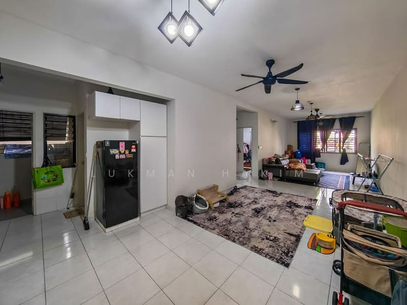 Apartment for Sale at PR1MA Two @ Laman View - Lukman Hakim - Living Room - PropertyGuru.com.my