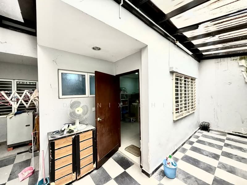 2.5-storey Terraced House for Sale in Bandar Sungai Long (Selangor) - Dennix Chin - Exterior - PropertyGuru.com.my