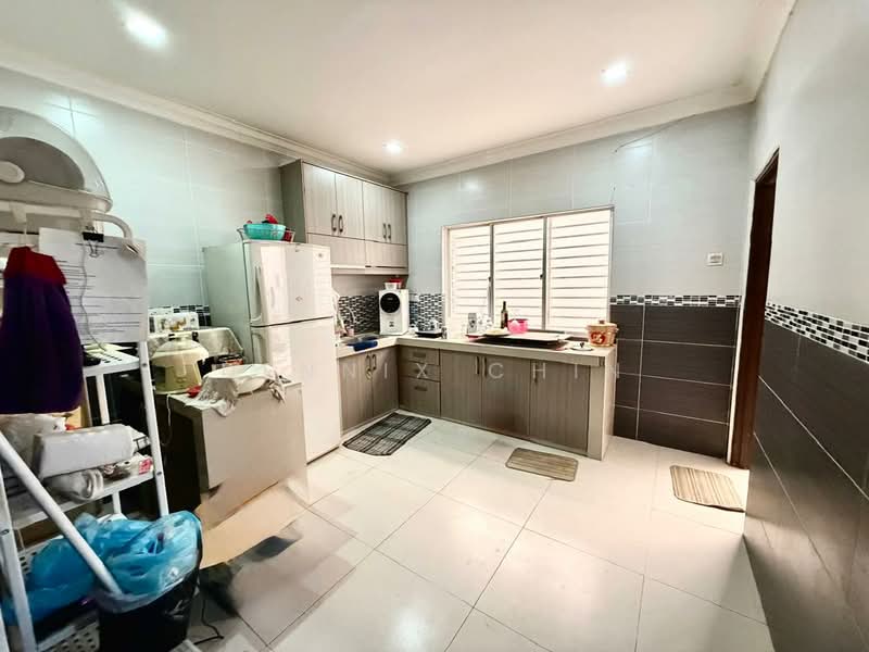2.5-storey Terraced House for Sale in Bandar Sungai Long (Selangor) - Dennix Chin - Kitchen - PropertyGuru.com.my